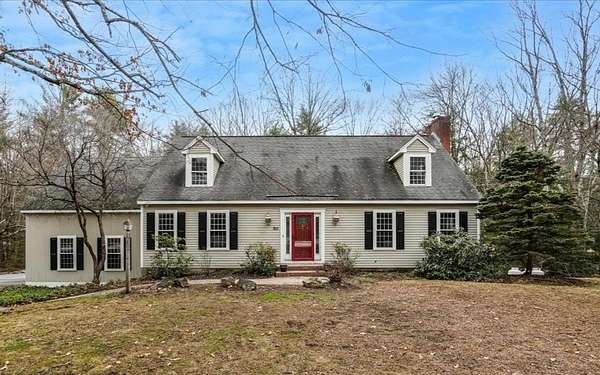 1.5 Acres of Land with Home for Sale in Bedford, New Hampshire