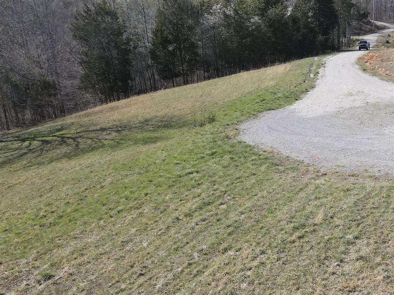 2.56 Acres of Residential Land for Sale in Burkesville, Kentucky
