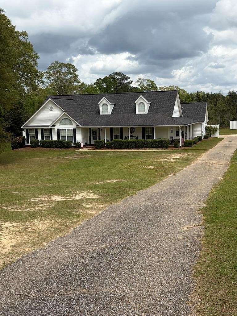 6.75 Acres of Land with Home for Sale in Ariton, Alabama