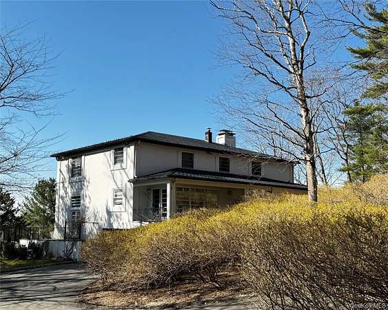 2.2 Acres of Land with Home for Sale in Tuxedo Park, New York
