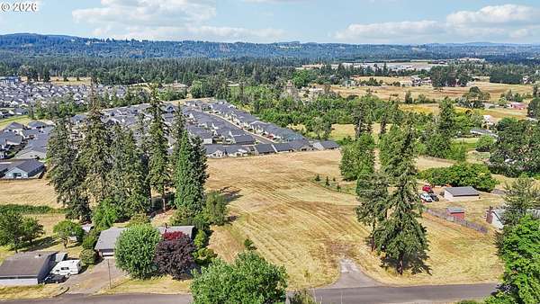 1 Acre of Residential Land for Sale in Estacada, Oregon