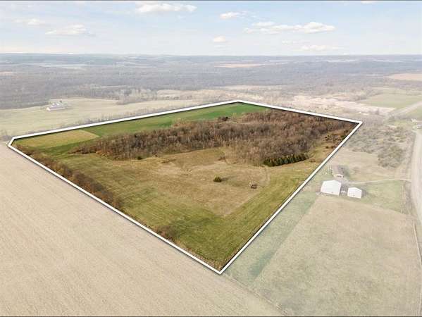 57.3 Acres of Land for Sale in Center Point, Iowa