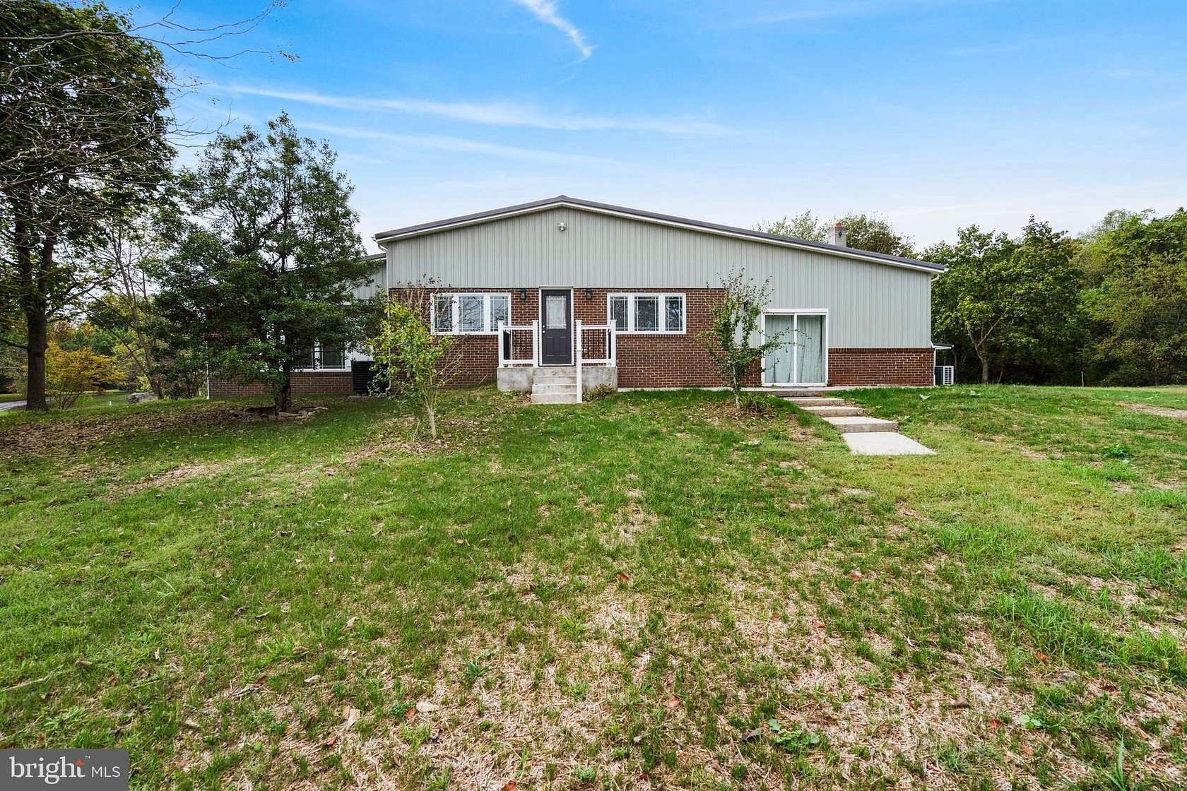 4.14 Acres of Land with Home for Lease in Hedgesville, West Virginia