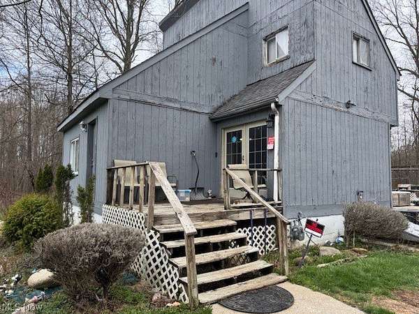 4 Acres of Land with Home for Sale in Brookfield, Ohio