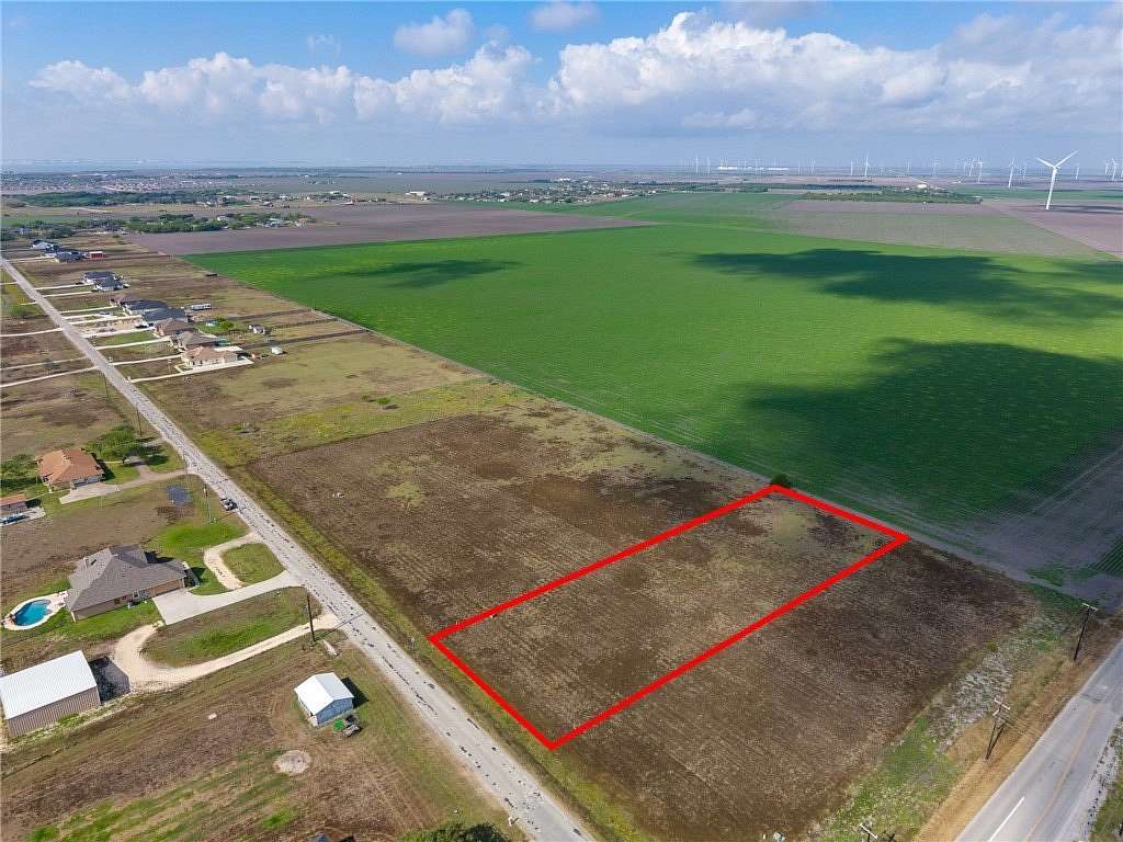 0.98 Acres of Residential Land for Sale in Portland, Texas