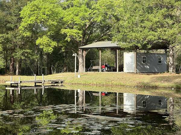 7 Acres of Residential Land for Sale in Crestview, Florida