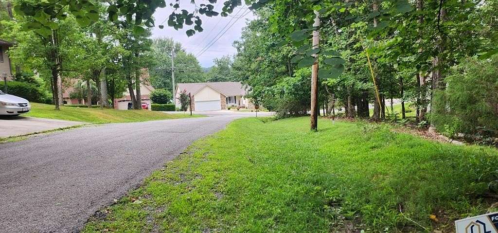 0.25 Acres of Land for Sale in Crossville, Tennessee