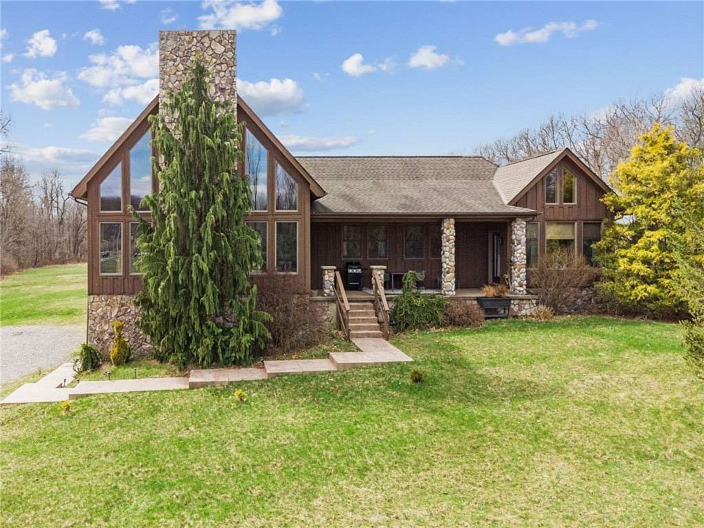 3.3 Acres of Land with Home for Sale in Saxonburg, Pennsylvania