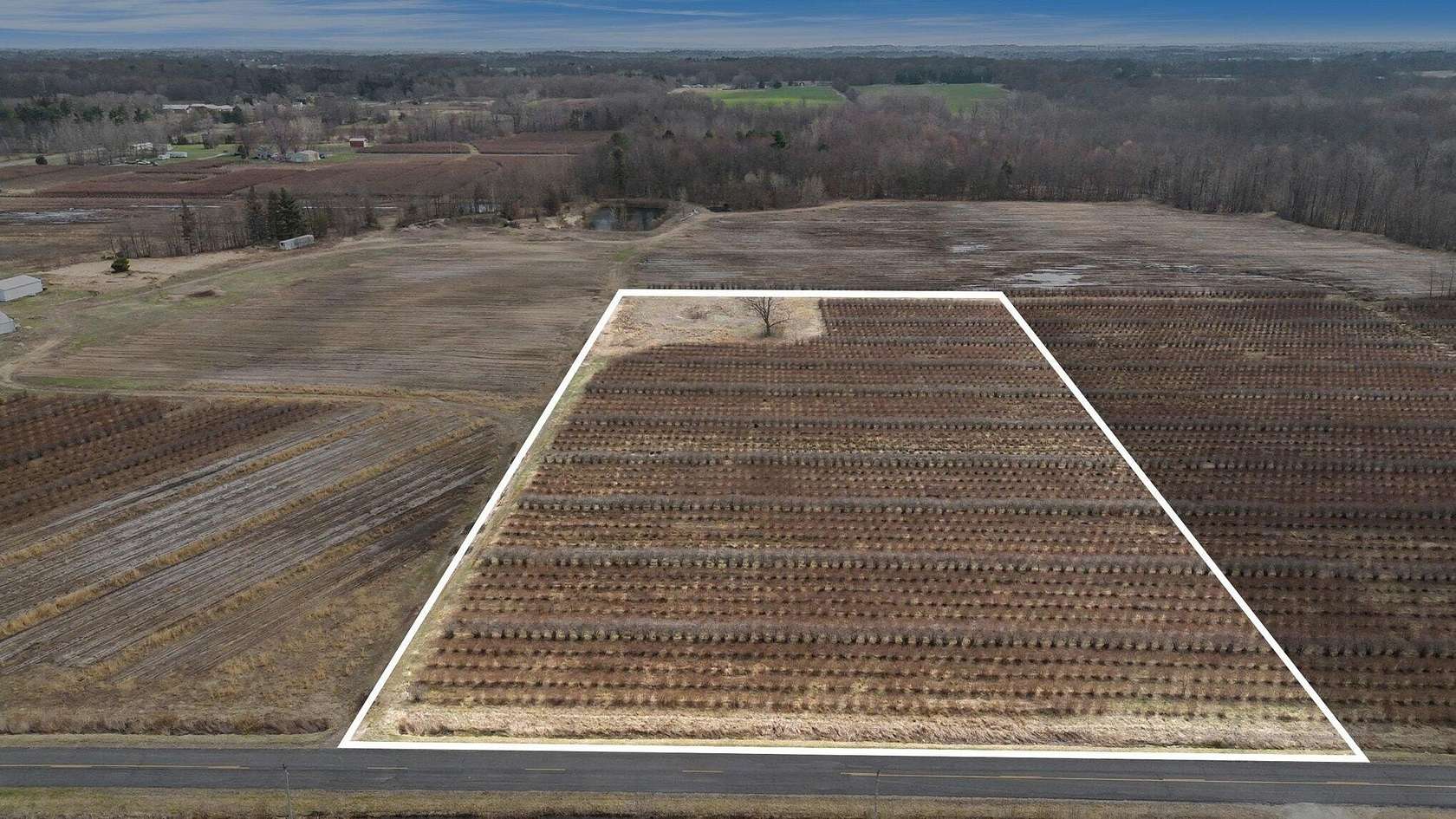 5 Acres of Residential Land for Sale in Watervliet, Michigan