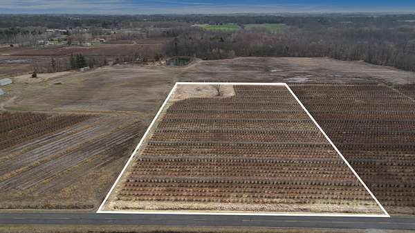 5 Acres of Residential Land for Sale in Watervliet, Michigan