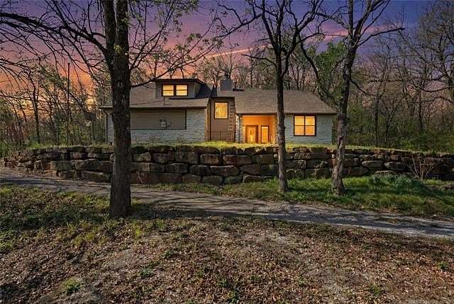 4.74 Acres of Improved Mixed-Use Land for Sale in Tulsa, Oklahoma