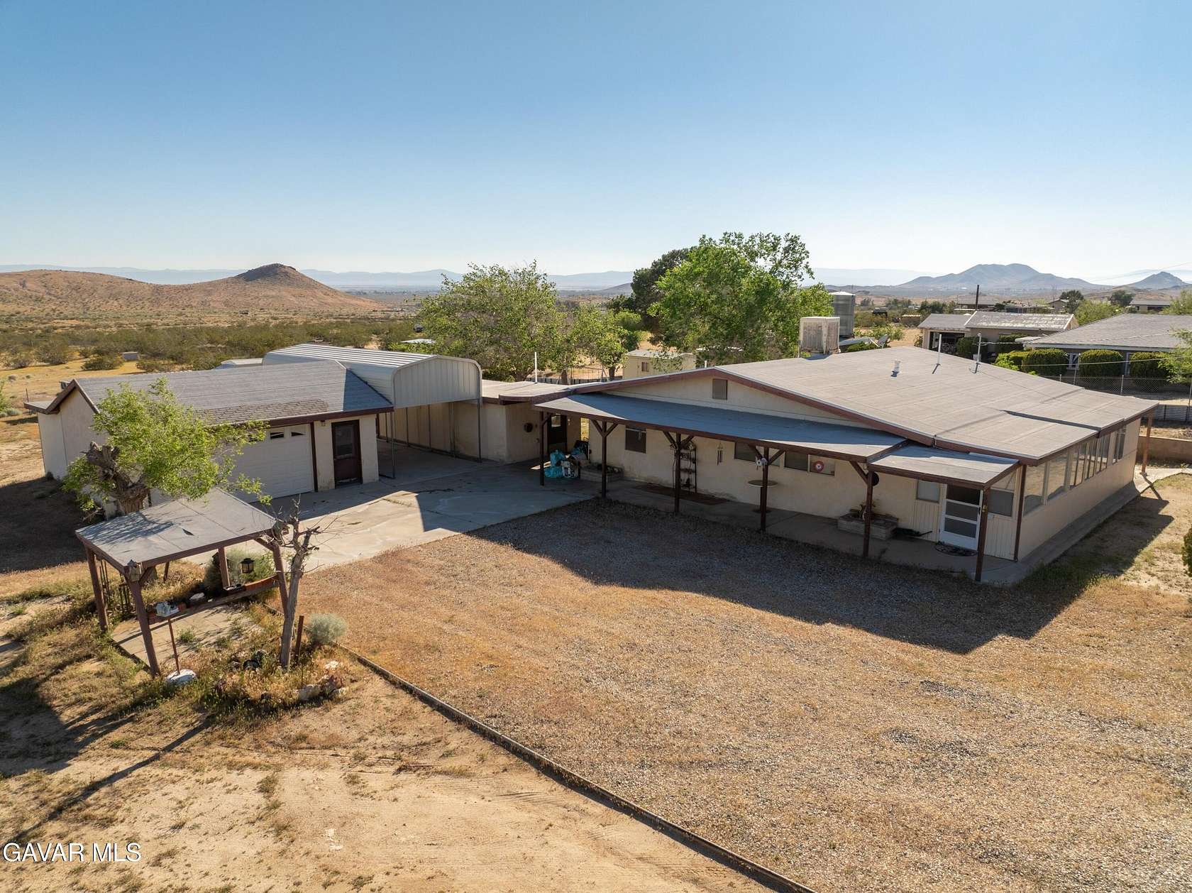 3.82 Acres of Land with Home for Sale in Rosamond, California