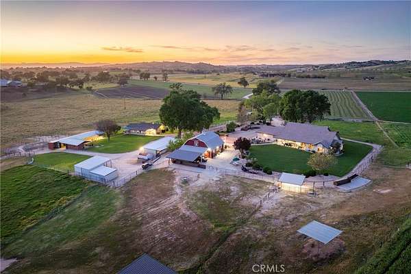 82 Acres of Agricultural Land with Home for Sale in Paso Robles, California