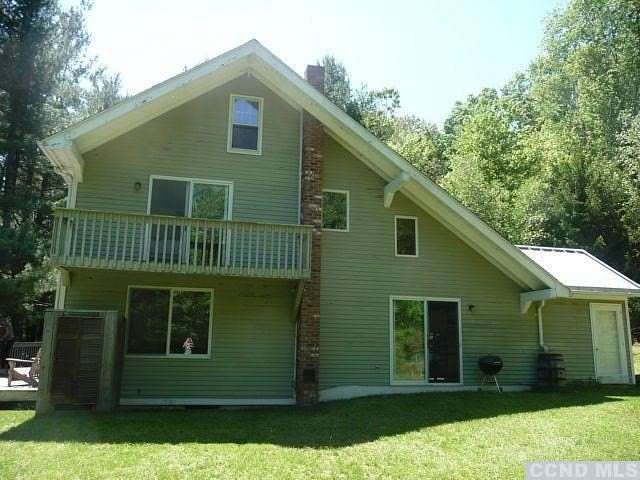 4.75 Acres of Land with Home for Lease in Hillsdale, New York