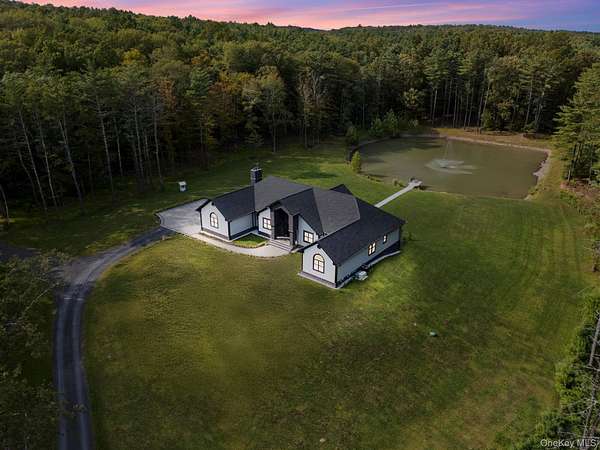 14 Acres of Land with Home for Sale in Coxsackie, New York