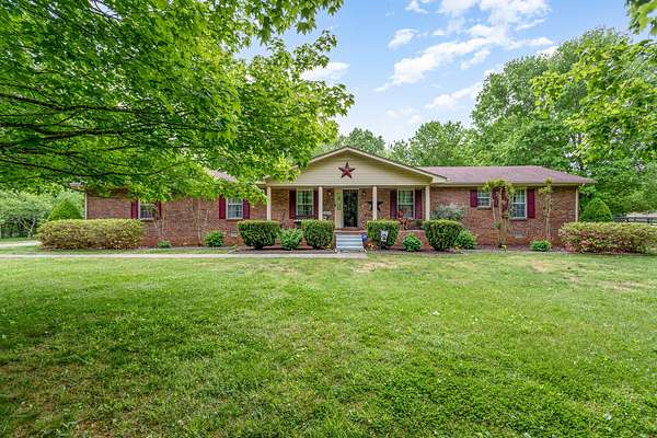 2.13 Acres of Land with Home for Sale in Mount Juliet, Tennessee