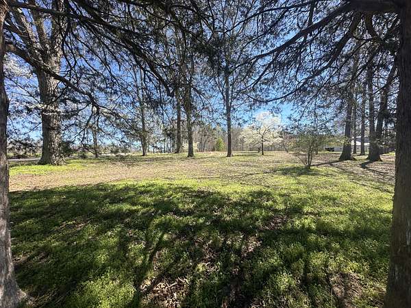 1.13 Acres of Residential Land for Sale in Silver Point, Tennessee