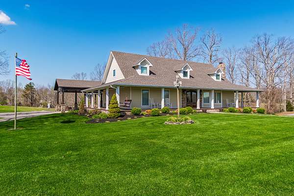 99.7 Acres of Recreational Land with Home for Sale in Hohenwald, Tennessee