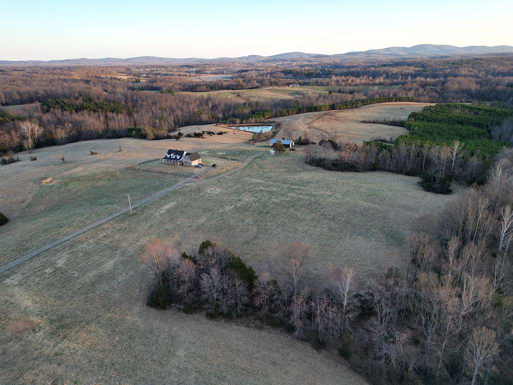 176 Acres of Land for Sale in Rochelle, Virginia