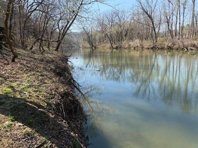 1 Acre of Residential Land for Sale in Cherokee Village, Arkansas
