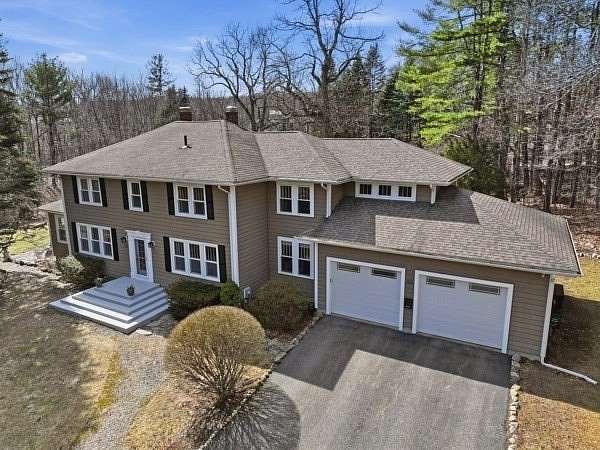 1.89 Acres of Land with Home for Sale in Holden, Massachusetts