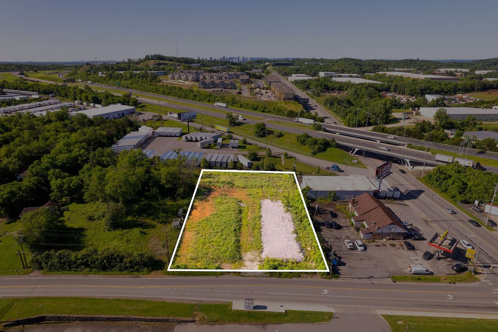 1 Acre of Residential Land for Sale in Nashville, Tennessee