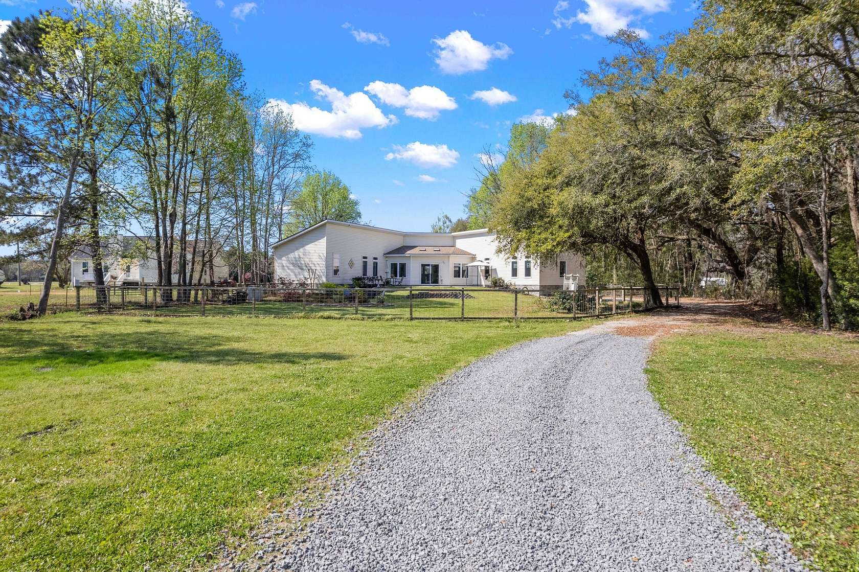 2.62 Acres of Land with Home for Sale in Meggett, South Carolina