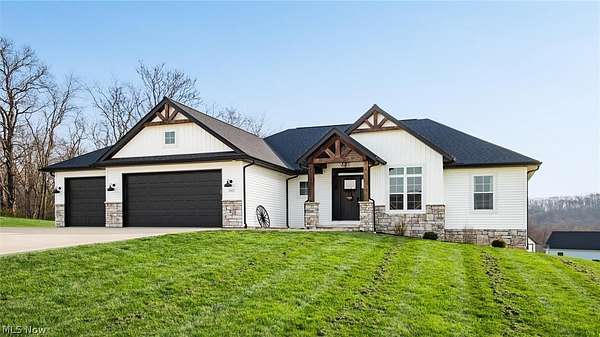 1.67 Acres of Land with Home for Sale in Zanesville, Ohio