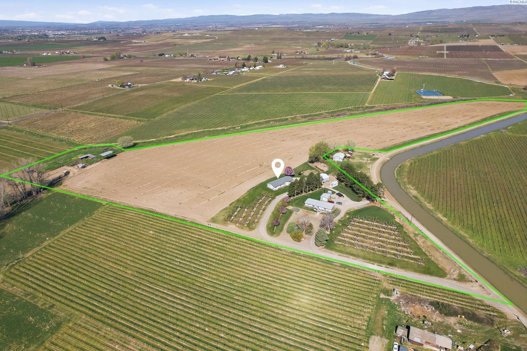 36 Acres of Agricultural Land for Sale in Grandview, Washington