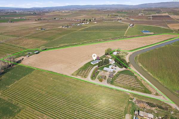 36 Acres of Agricultural Land for Sale in Grandview, Washington
