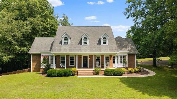 18.2 Acres of Land with Home for Sale in Charleston, Tennessee
