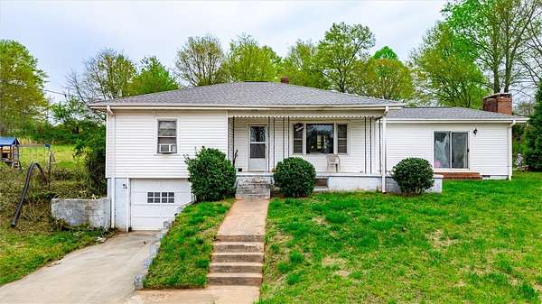 4 Acres of Land with Home for Sale in Liberty, South Carolina