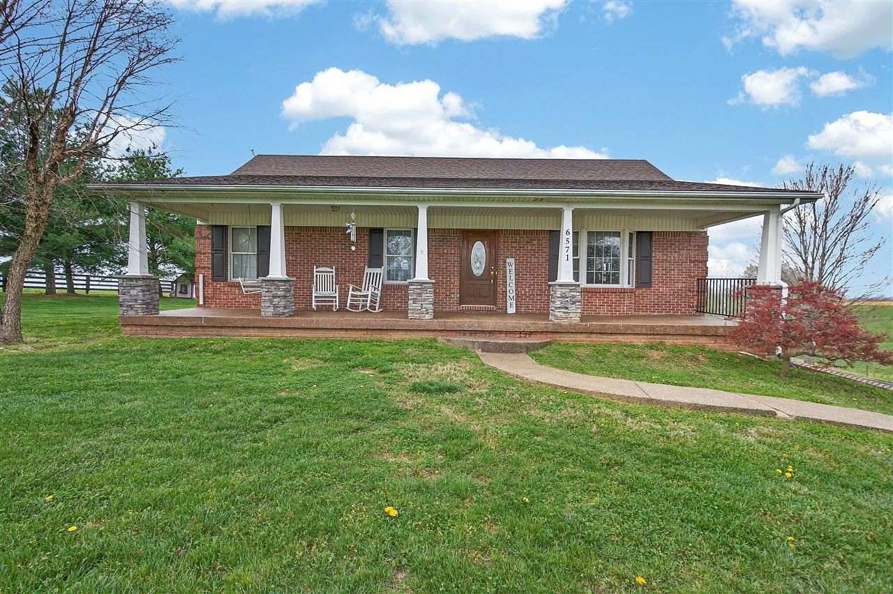 7.48 Acres of Land with Home for Sale in Willisburg, Kentucky