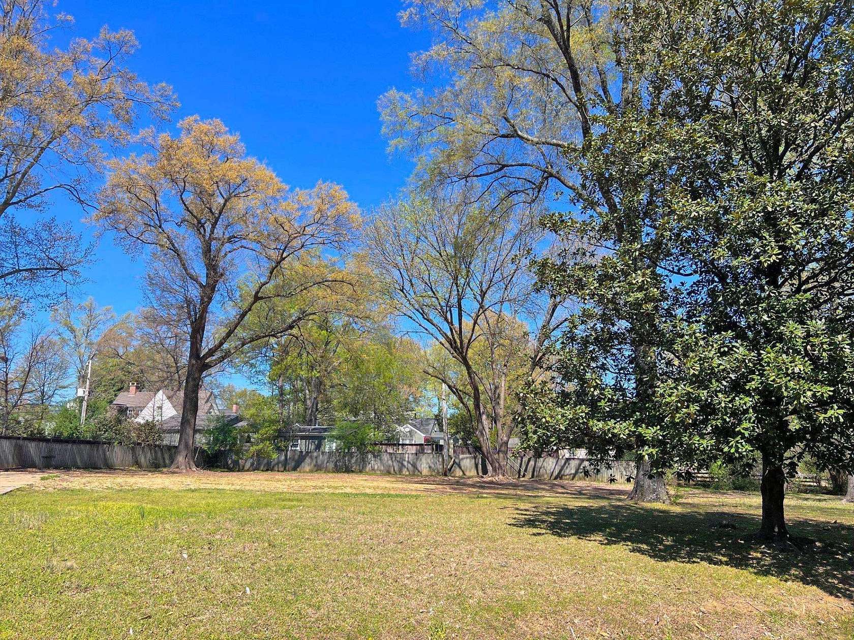 0.7 Acres of Residential Land for Sale in Memphis, Tennessee