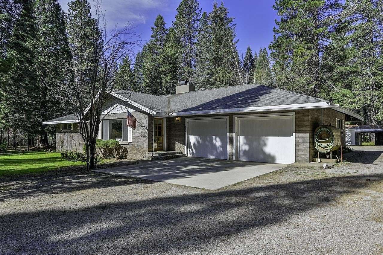 3 Acres of Land with Home for Sale in McCloud, California