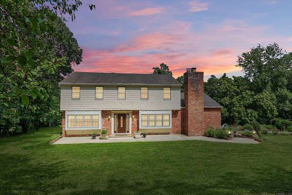 1.6 Acres of Land with Home for Sale in Woodbridge, Connecticut