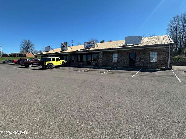 1.79 Acres of Improved Commercial Land for Sale in Medina, Tennessee