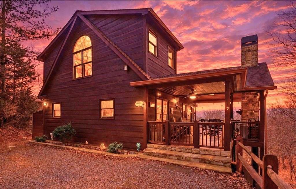 1.5 Acres of Land with Home for Sale in Blue Ridge, Georgia