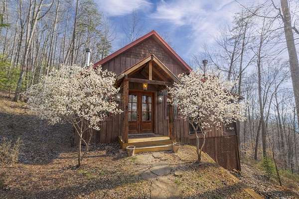 1.85 Acres of Land with Home for Sale in Blue Ridge, Georgia