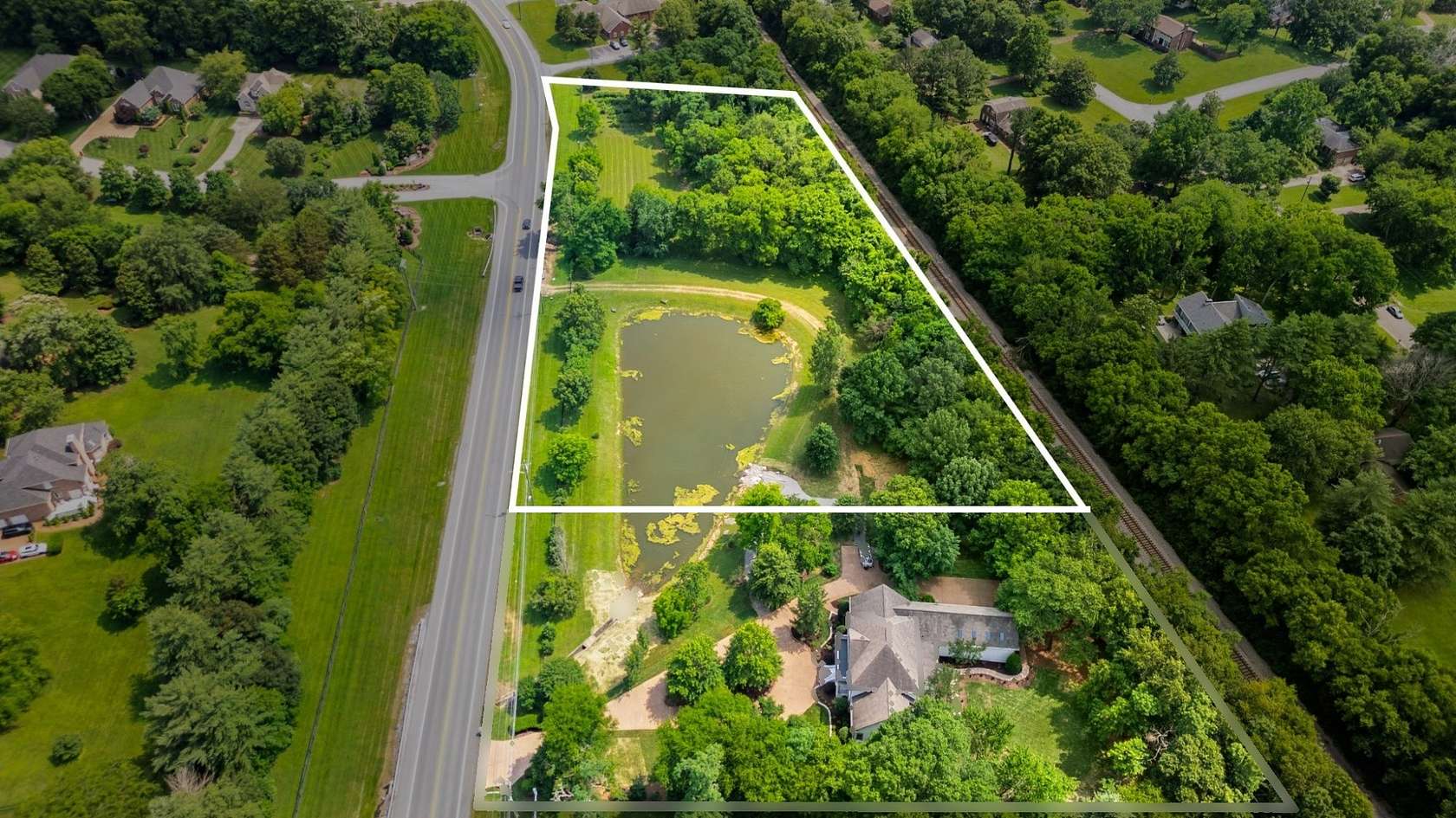 2.64 Acres of Residential Land for Sale in Brentwood, Tennessee