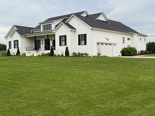 10.2 Acres of Land with Home for Sale in Christiana, Tennessee