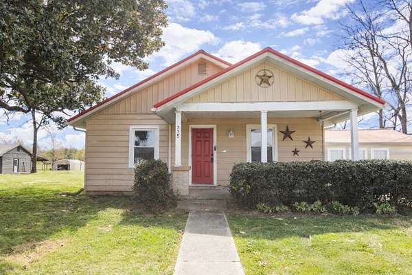 1.83 Acres of Land with Home for Sale in Portland, Tennessee