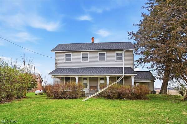 1.5 Acres of Land with Home for Sale in Rockford, Ohio