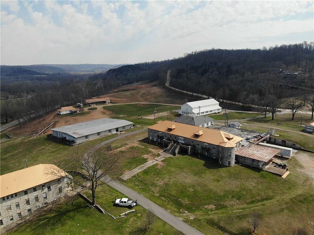 29.1 Acres of Improved Land for Sale in Sulphur Springs, Arkansas