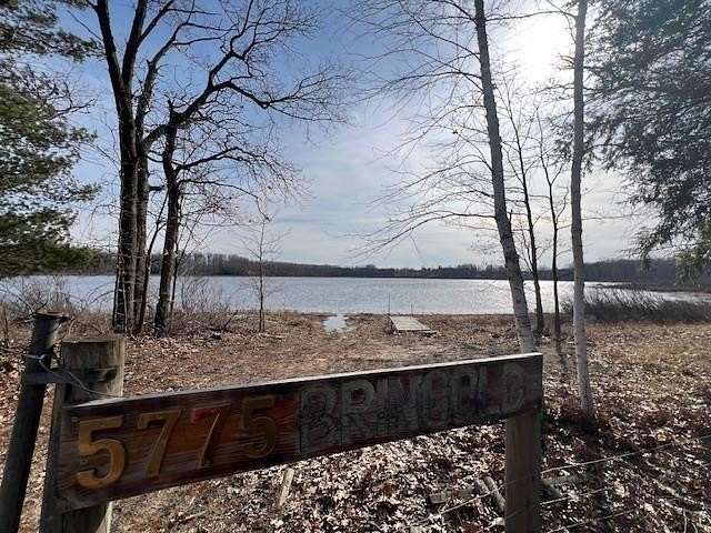 14 Acres of Recreational Land with Home for Sale in Lake, Michigan