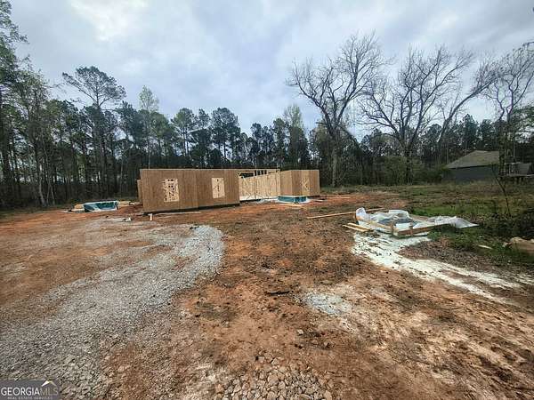 2.15 Acres of Land with Home for Sale in Greenville, Georgia