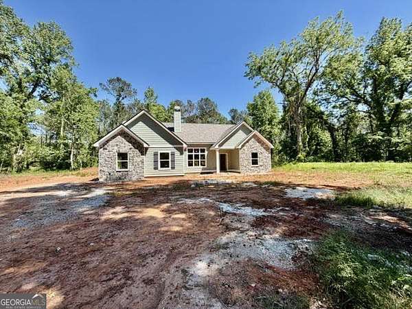 2.15 Acres of Land with Home for Sale in Greenville, Georgia
