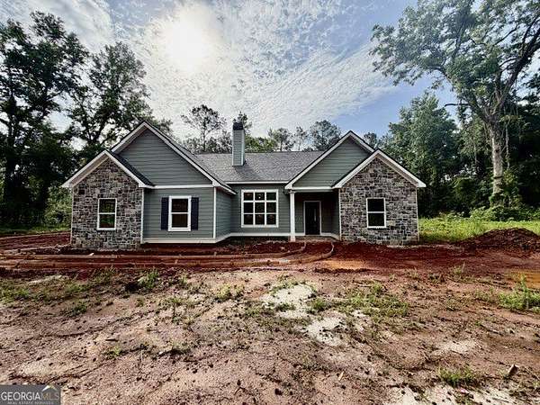 2.15 Acres of Land with Home for Sale in Greenville, Georgia