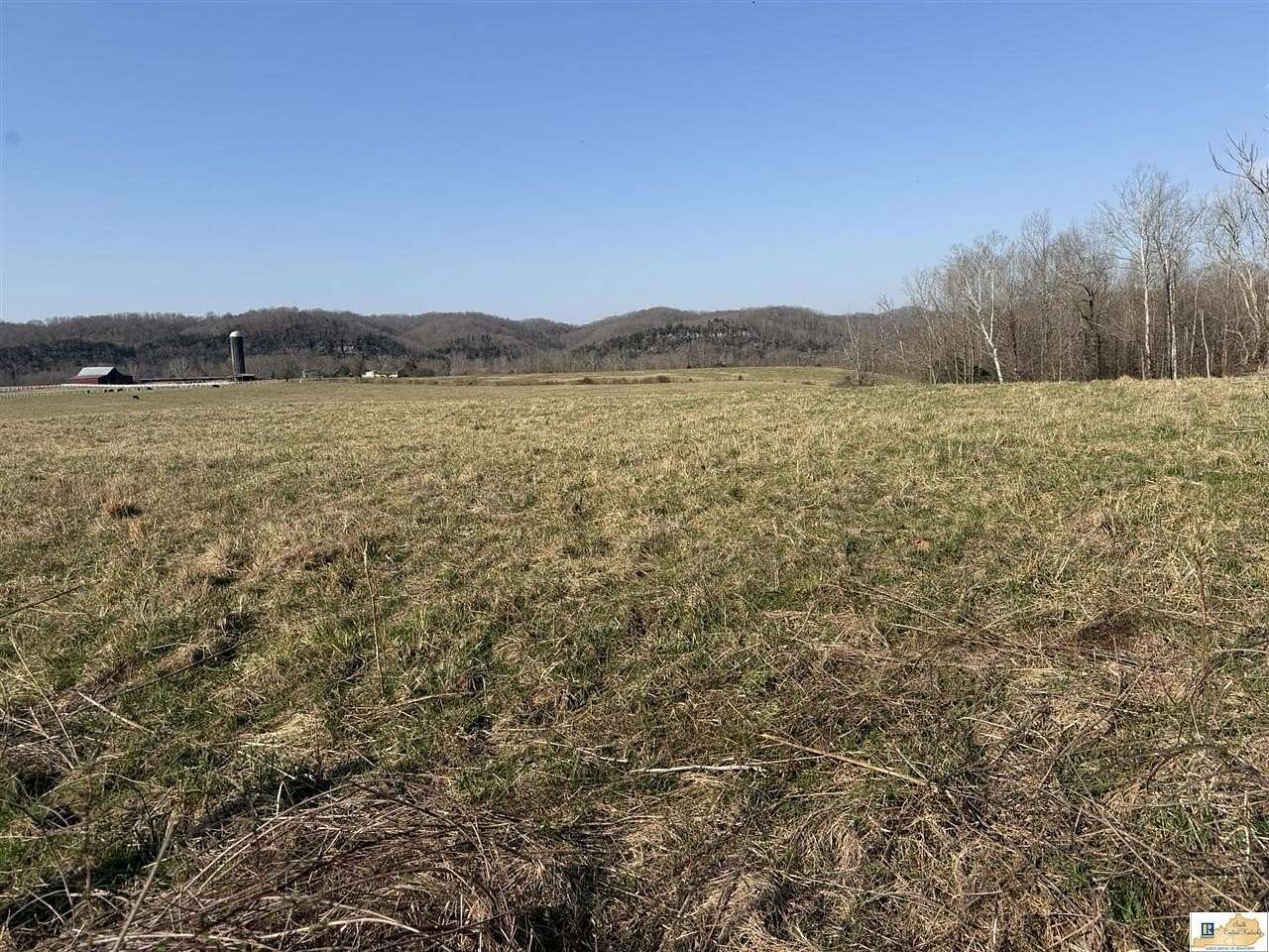 154 Acres of Agricultural Land with Home for Sale in Burkesville, Kentucky
