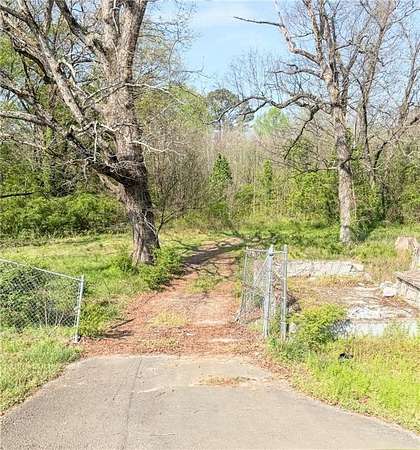 2.8 Acres of Residential Land for Sale in Stone Mountain, Georgia